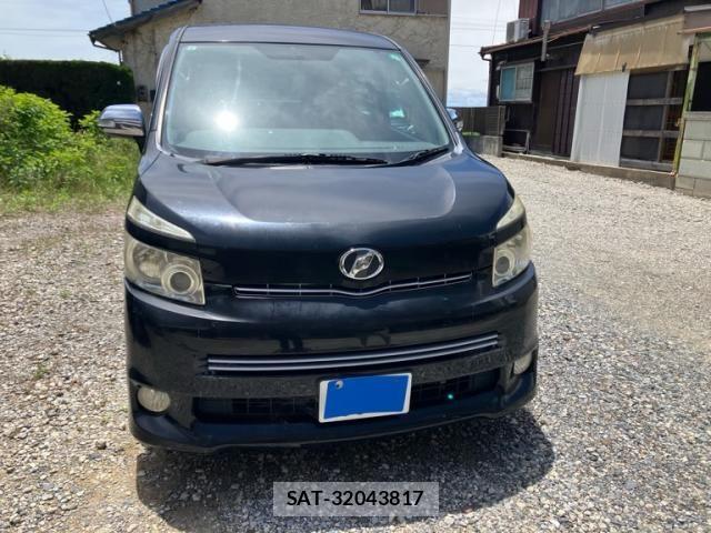 Toyota VOXY 2009-05 7360436-0