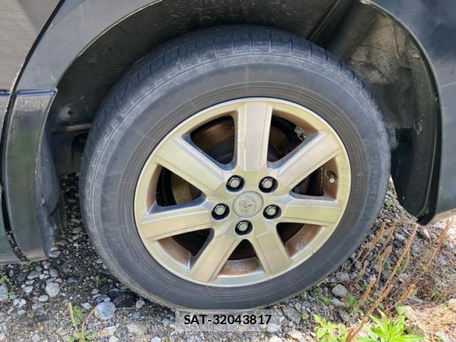 Toyota VOXY 2009-05 7360436-10