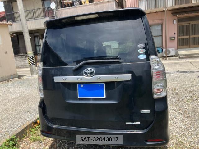 Toyota VOXY 2009-05 7360436-5
