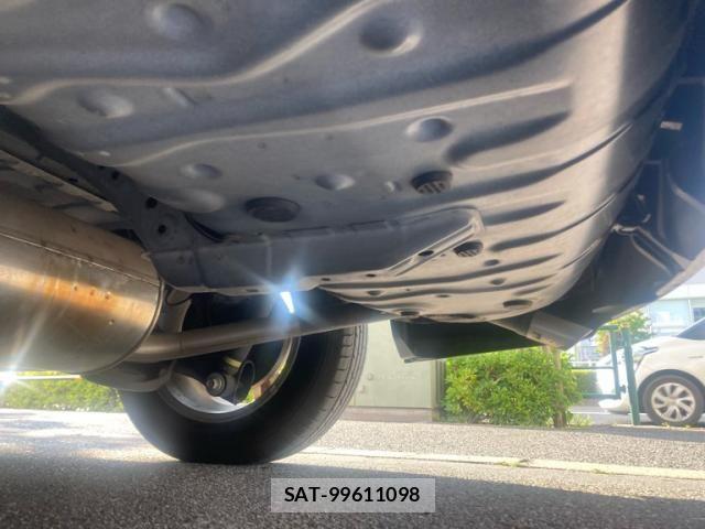 Toyota VOXY 2005-06 7360430-9