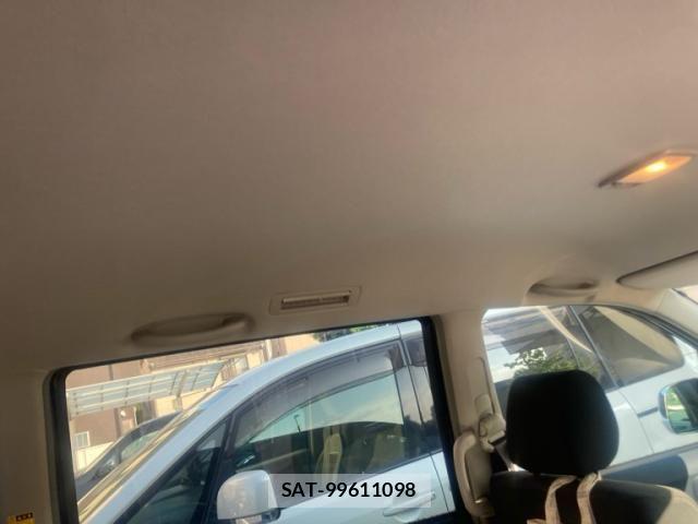 Toyota VOXY 2005-06 7360430-11