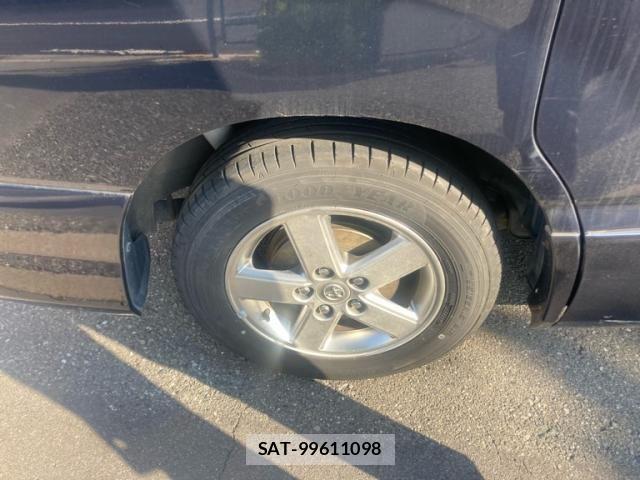 Toyota VOXY 2005-06 7360430-3