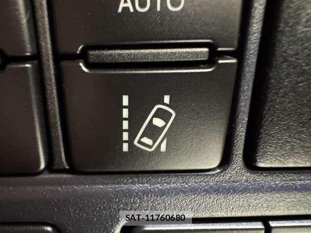 Toyota VOXY 2016-08 7360420-21