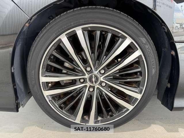 Toyota VOXY 2016-08 7360420-7