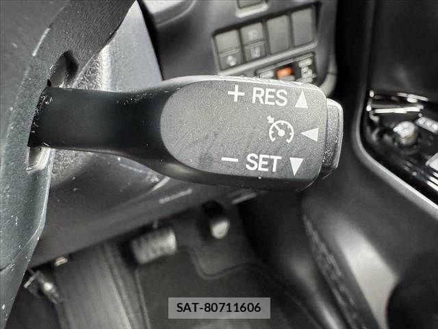 Toyota VOXY 2021-12 7360393-5