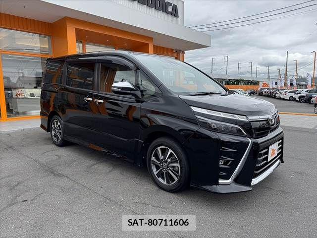 Toyota VOXY 2021-12 7360393-7