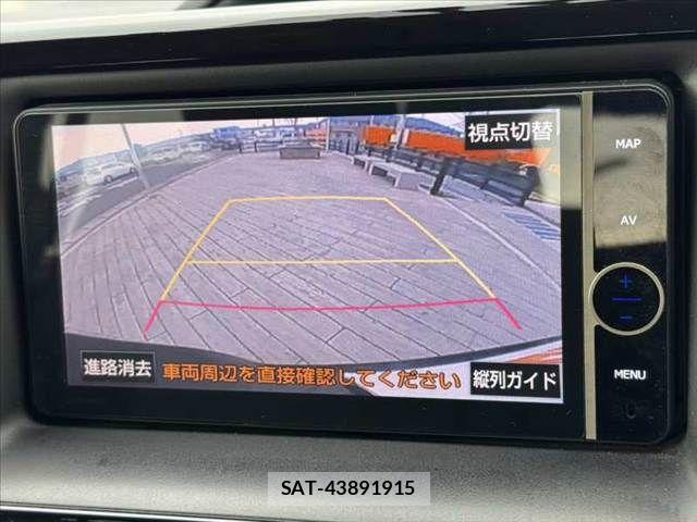 Toyota VOXY 2014-06 7360435-3