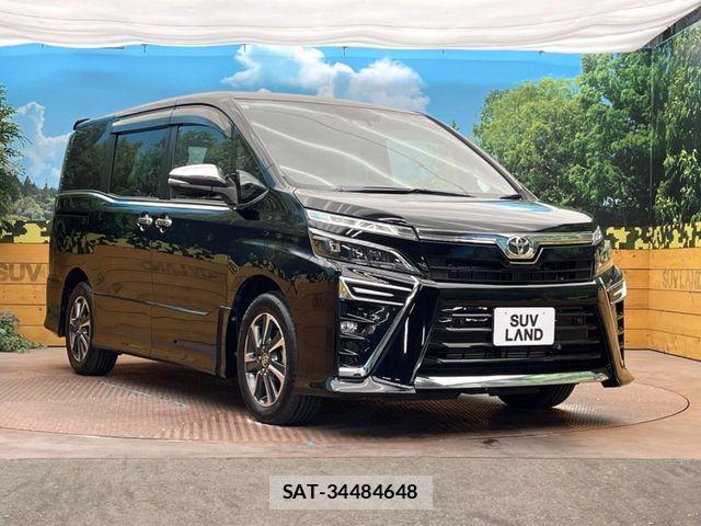 Toyota VOXY 2021-04 7360395-15