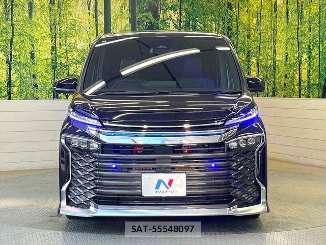 Toyota VOXY 2024-10 7360381-14