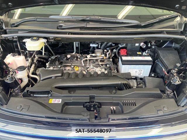 Toyota VOXY 2024-10 7360381-17