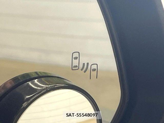 Toyota VOXY 2024-10 7360381-5