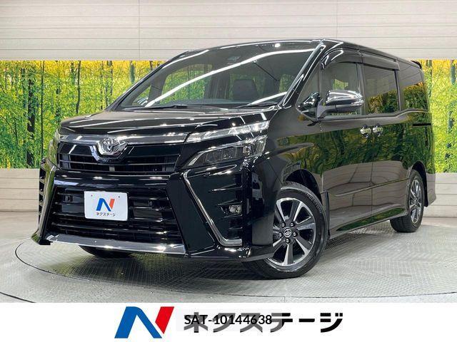 Toyota VOXY 2021-07 7360396-0