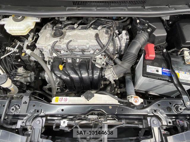 Toyota VOXY 2021-07 7360396-18
