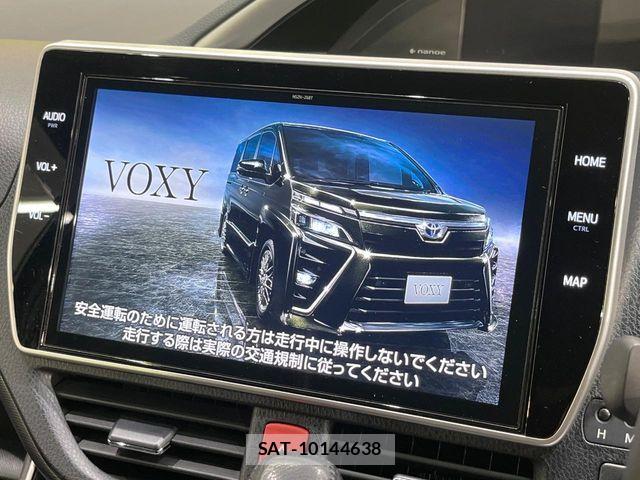 Toyota VOXY 2021-07 7360396-2