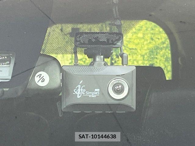 Toyota VOXY 2021-07 7360396-5