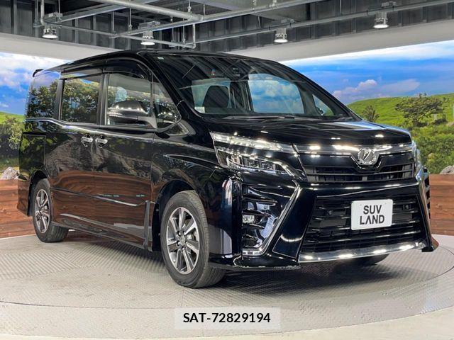 Toyota VOXY 2019-10 7360392-16