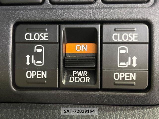 Toyota VOXY 2019-10 7360392-4