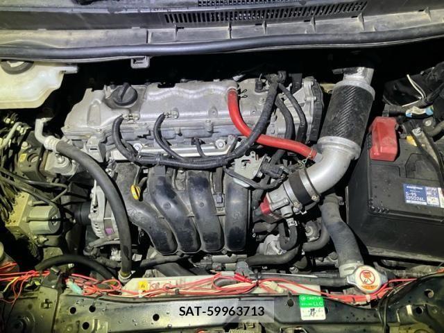 Toyota VOXY 2018-04 7360415-12
