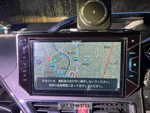Toyota VOXY 2018-04 7360415-17