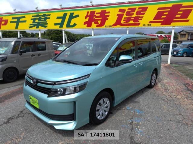 Toyota VOXY 2017-05 7360412-9