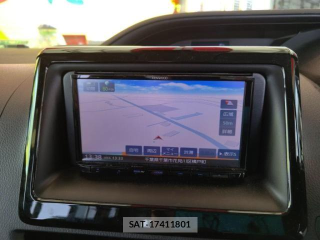 Toyota VOXY 2017-05 7360412-16