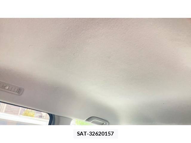 Toyota VOXY 2008-02 7360434-10