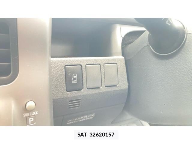 Toyota VOXY 2008-02 7360434-14