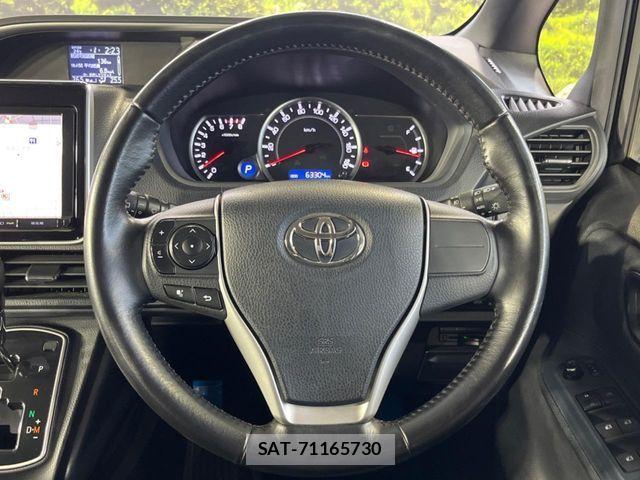 Toyota VOXY 2015-12 7360408-11