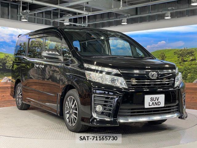 Toyota VOXY 2015-12 7360408-16
