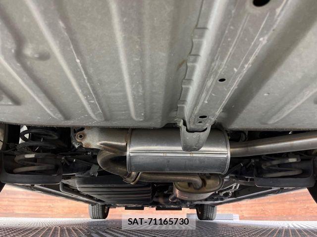 Toyota VOXY 2015-12 7360408-19