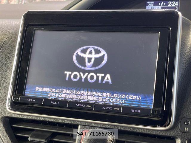 Toyota VOXY 2015-12 7360408-3