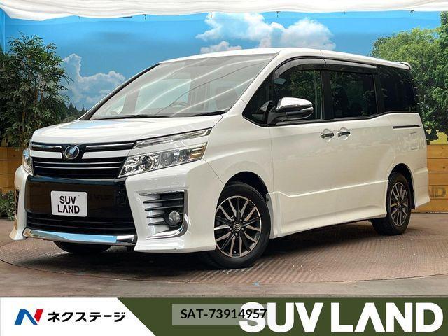 Toyota VOXY 2015-11 7360414-0