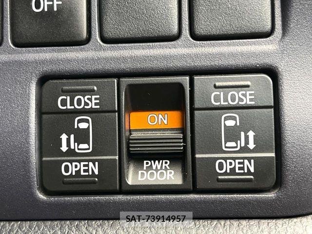Toyota VOXY 2015-11 7360414-5
