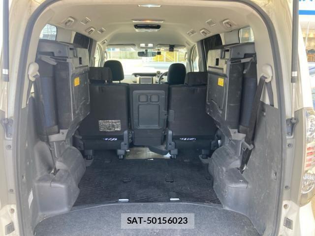 Toyota VOXY 2008-02 7360433-7
