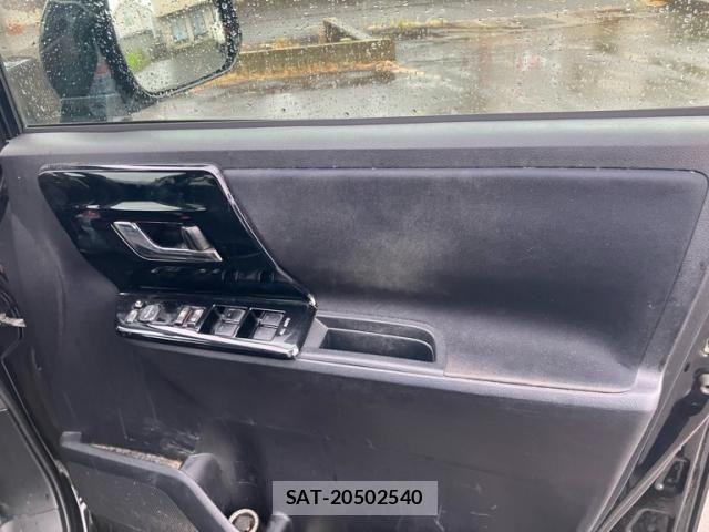 Toyota VOXY 2011-06 7378979-14