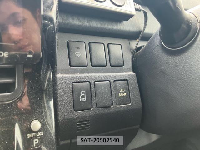 Toyota VOXY 2011-06 7378979-19