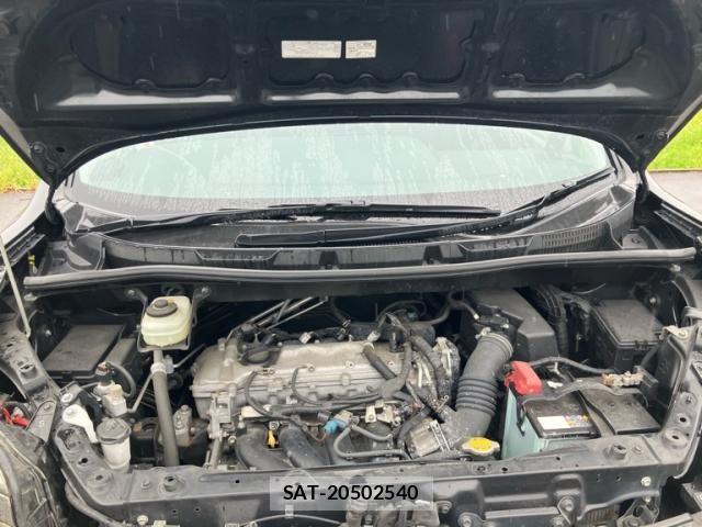 Toyota VOXY 2011-06 7378979-23