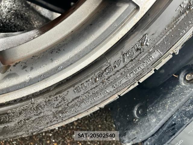 Toyota VOXY 2011-06 7378979-7