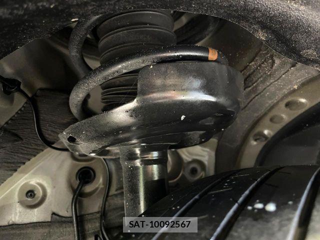 Toyota VOXY 2023-04 7394734-19