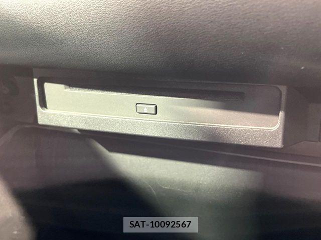 Toyota VOXY 2023-04 7394734-7