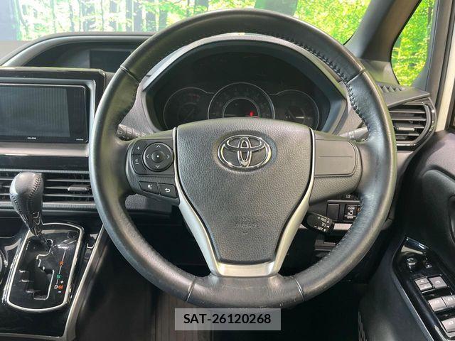 Toyota VOXY 2019-03 7391291-11