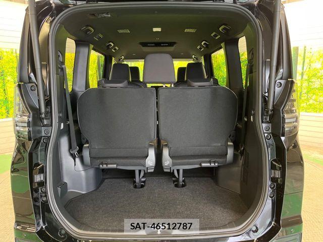 Toyota VOXY 2023-08 7391276-9