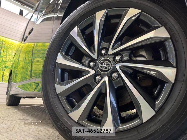 Toyota VOXY 2023-08 7391276-12