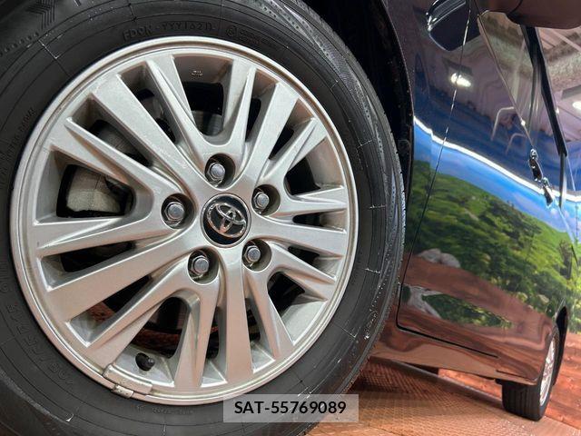 Toyota VOXY 2015-06 7394777-12