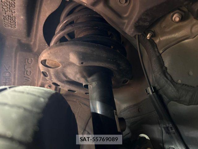 Toyota VOXY 2015-06 7394777-19