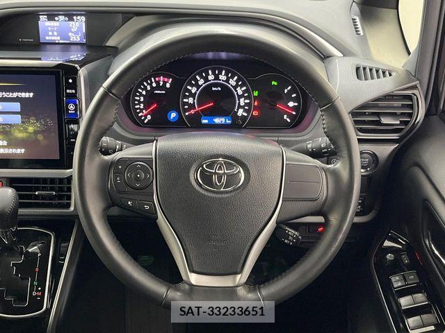 Toyota VOXY 2020-12 7394735-11