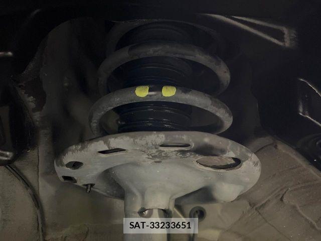 Toyota VOXY 2020-12 7394735-19