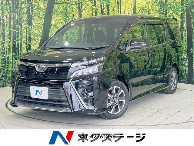 Toyota VOXY 2017-08 7394765-0