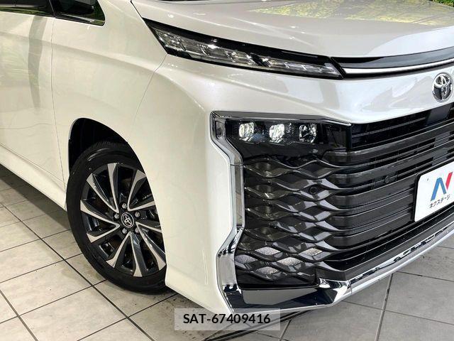 Toyota VOXY 2024-02 7391273-11