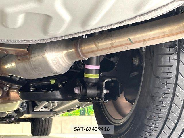 Toyota VOXY 2024-02 7391273-19